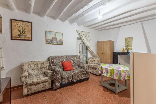 Casa rural en término de Montefrío. — 8