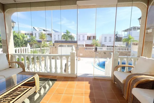 Chalet en Las Filipinas, Orihuela Costa — 2
