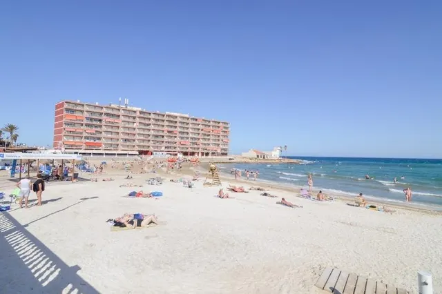 Precioso apartamento con piscina a solo 250m de la playa de Los Locos — 4