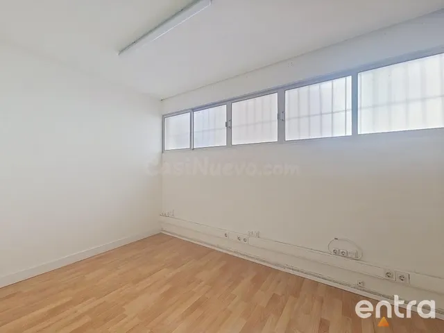 Oficina en venta en Avenida de Maisonnave — 5