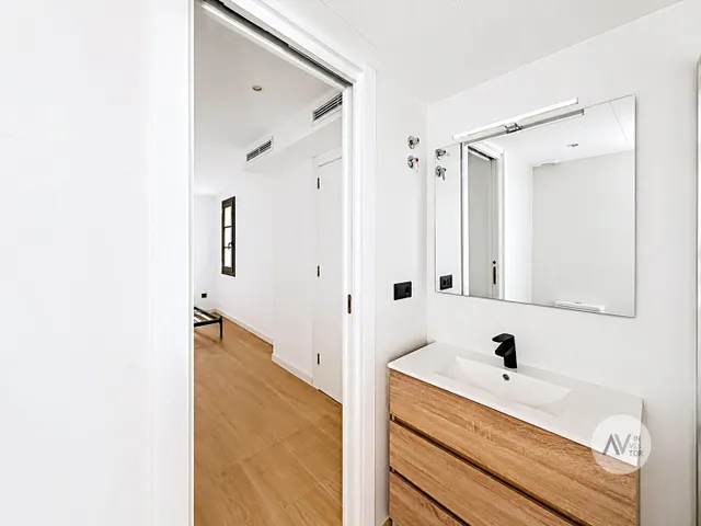 Piso luminoso y reformado con terraza privativa! — 25