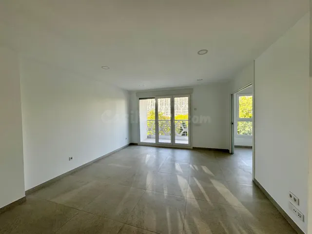Piso de 4 habitaciones en paseo de Alameda - foto 2