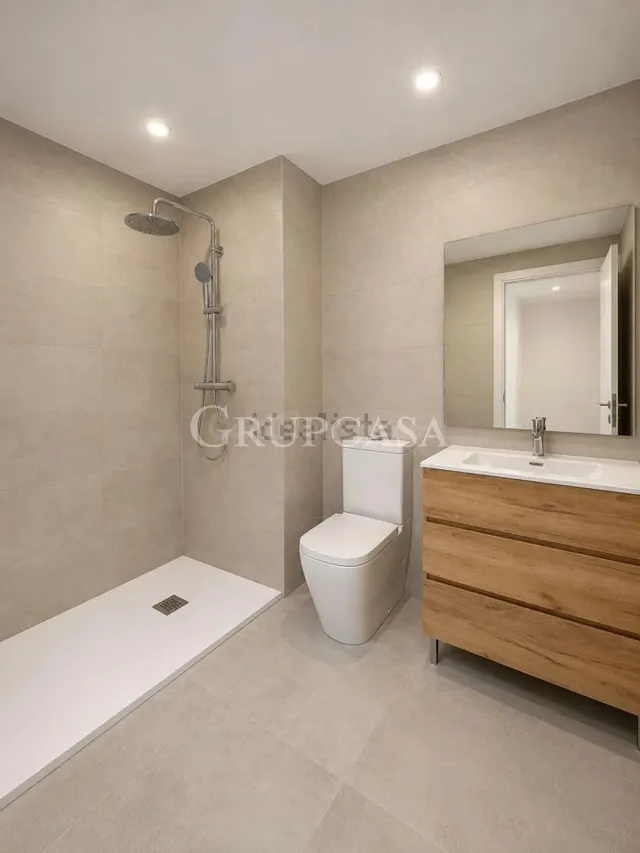 Piso 2 habitaciones 68m² en venta - Centre Històric - foto 3