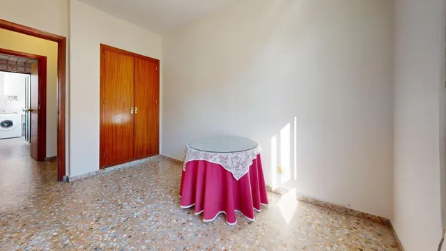 Amplio piso en Córdoba, zona Levante - Ideal para primera  vivienda o inversión!!!!!!! — 11