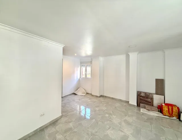 Reformada, luminosa y con espacio para crecer — 6
