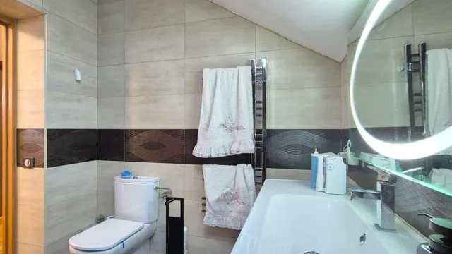 Original chalet con piscina cubierta — 44