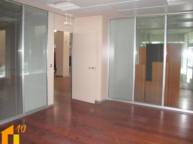 Local en venta en avd. Del Cid. — 10