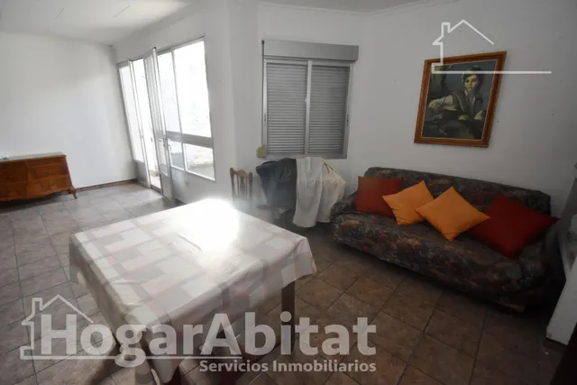 ¡Hazla a tu gusto! Gran casa para reformar con terraza y balcón, cerca del ayuntamiento — 6