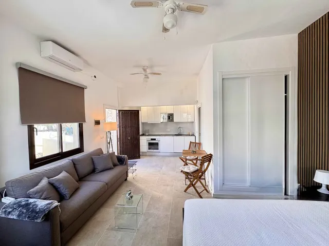 Chalet 5 habitaciones 299m² en venta - Riviera del sol — 44