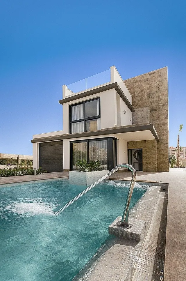 VILLA DE OBRA NUEVA EN ORIHUELA COSTA (CAMPOAMOR) — 2