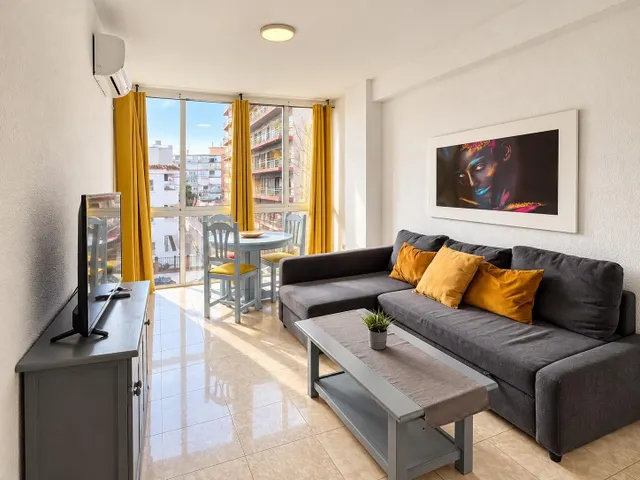 TORREMOLINOS 1 DORMITORIO — 15