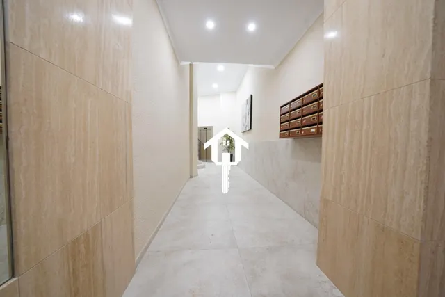 PISO DE 103 M2 CON GARAJE, TRASTERO Y BALCÓN EN PLENO CENTRO DE ALICANTE: 3ª PLANTA CON ASCENSOR — 39