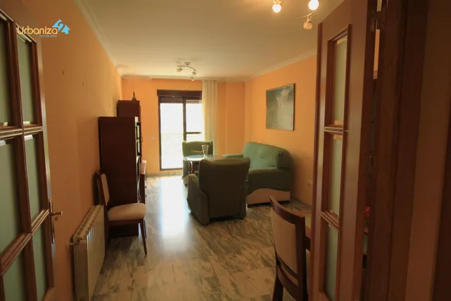 Piso con amplia terraza en Ciudad Jardín — 27