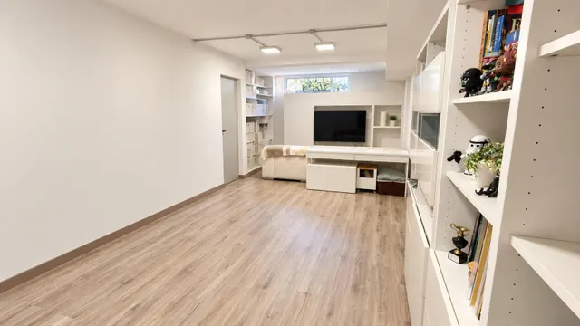 Ref- 08700 Salico presenta Adosado de 4 dormitorios con 80 m2 de terrazas y garaje en  Almazora centro — 43