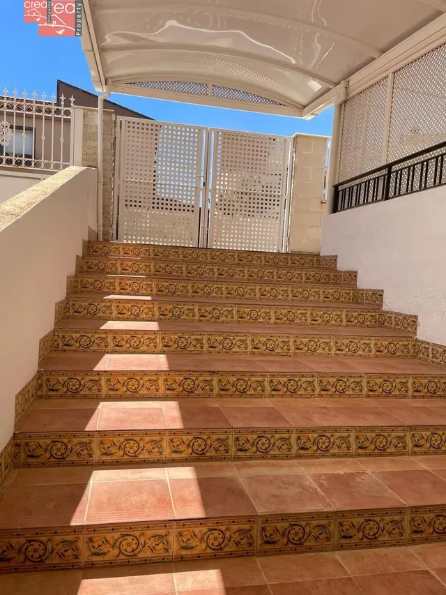 OPORTUNIDAD PARA UN GRAN INVESION DUPLEX CON PARCELA DE 250M2 SEMI CONSTRUIDO CON PROYECTO APROBADO — 3