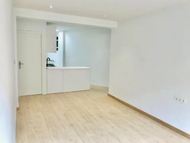 Acogedor Piso en Alquiler cerca de la Plaza de Toros - Granada — 6