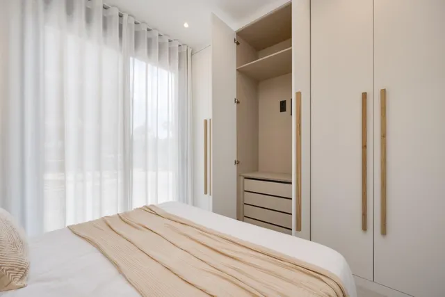 Residencial de nueva construcción en Guardamar del Segura con piscina spa gimnasio y coworking cerca del mar — 28