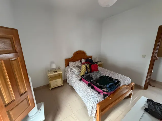 Amplia Casa en Alameda, Andalucía - Ideal para Entrar a Vivir — 22