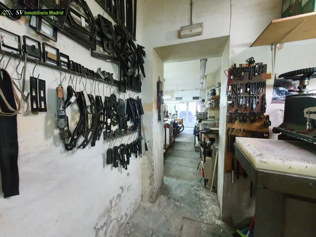 LOCAL COMERCIAL EN MADRID Y NEGOCIO, OPORTUNIDAD PARA INVERTIR. — 12