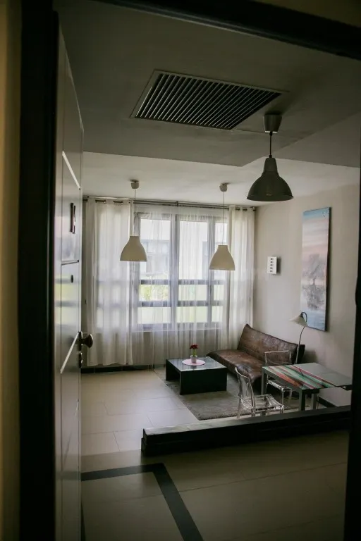 OFICINA TIPO LOFT CON GARAJE Y PISCINA EN SANTA LEONOR - foto 4