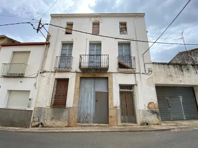 Casa señorial con gran jardín en La Galera — 2