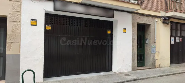 Nave Industrial Reformada en Vallecas.