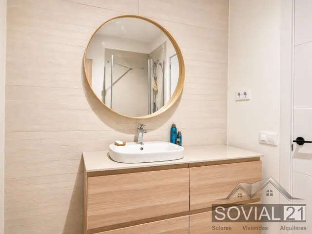 Piso reformado con mucho estilo junto a la plaza Sanllehy — 12