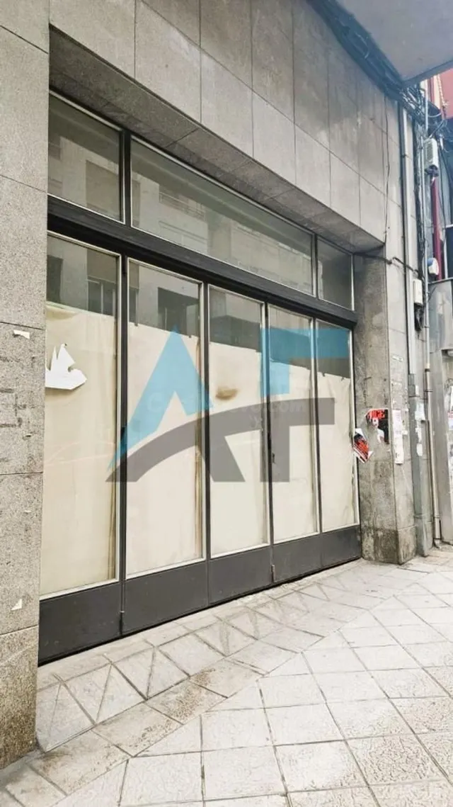 Oportunidad de Local en Alquiler en Av. Habana con Salida de - foto 3