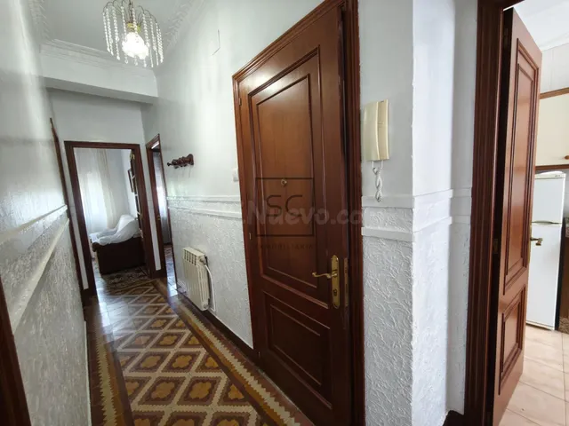 Casa con jardín y garaje en Porta Nova, Ferrol — 3