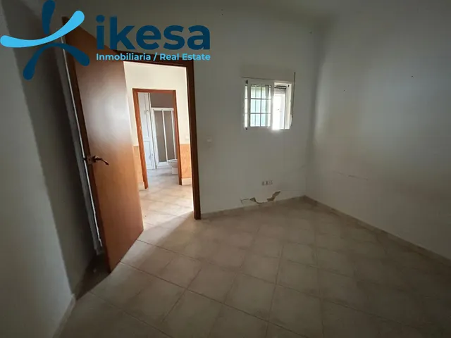 Venta de casa adosada en Tharsis, Huelva. — 21