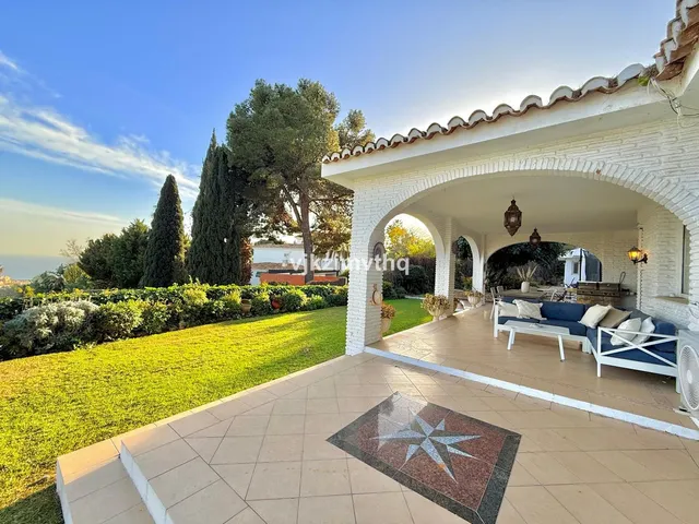 Chalet 6 habitaciones 637m² en venta - Centro — 25