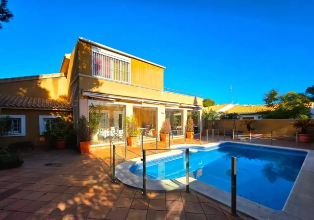 Villa 5 habitaciones 265m² en venta - Altos de Campoamor — 2