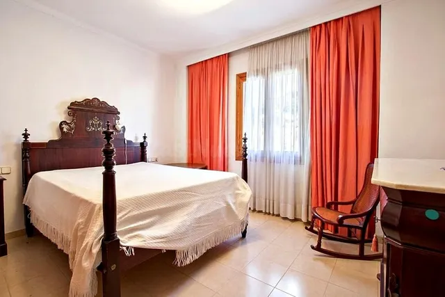 Casa de pueblo en Venta en Manacor Baleares - foto 2