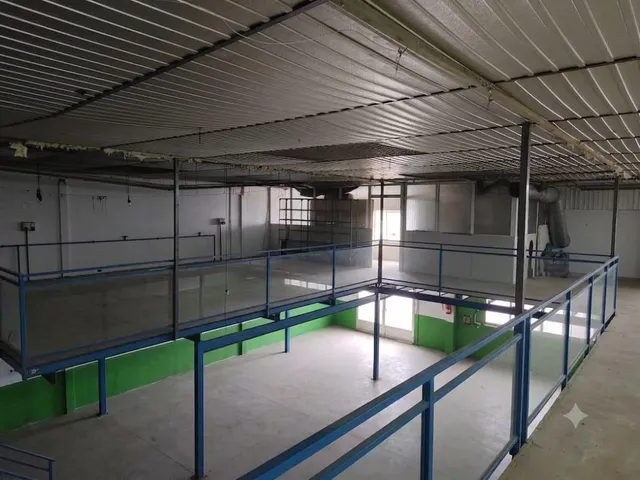 Venta de nave — 6