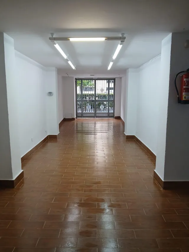 VENTA DE LOCAL PASEO INDEPENDENCIA JUNTO A LA MERCED — 5