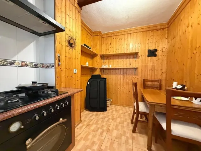 Apartamento 2 habitaciones 79m² en venta - Estacion de autobuses — 14