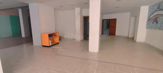 EXCELENTE LOCAL COMERCIAL - foto 3