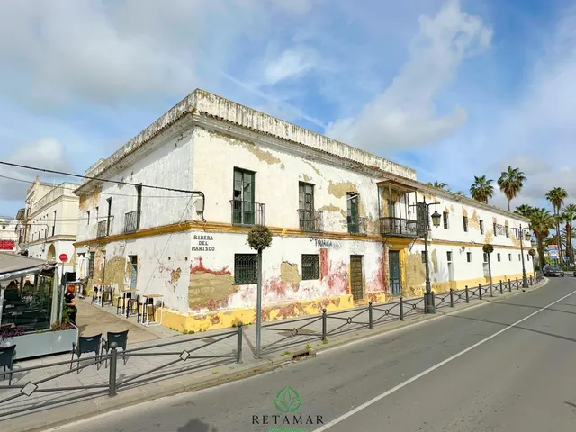 CASA HISTORICA CON VISTAS AL RÍO