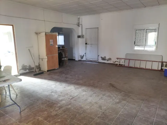 Rústica con casa para reformar — 10