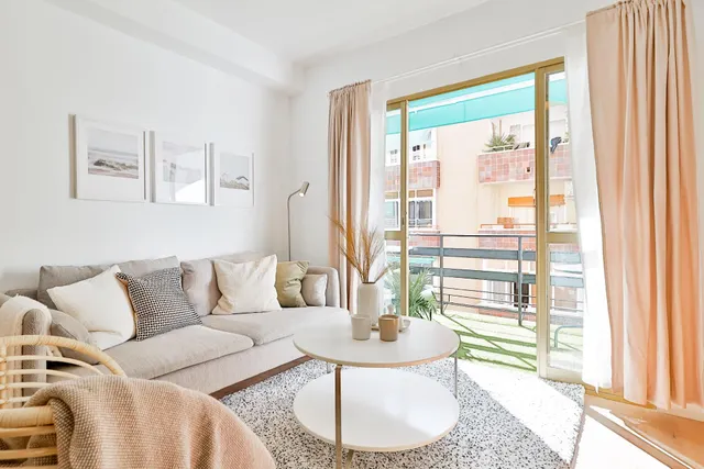 ¡¡¡¡¡ ATENCIÓN INVERSORES!!!!  PISO DE 4 habitaciones CON LICENCIA TURÍSTICA CON ALTA RENTABILIDAD — 3
