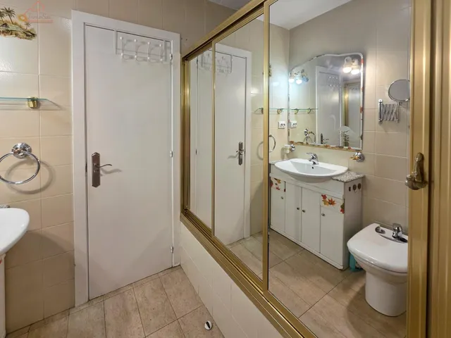 Amplia vivienda de 3 dormitorios en Fuenlabrada — 33