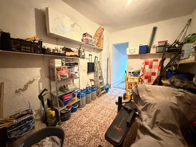 Amplia Casa en Alameda, Andalucía - Ideal para Entrar a Vivir — 27