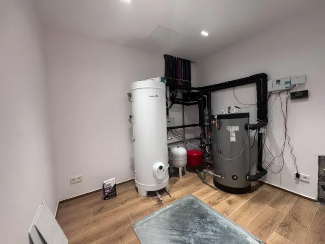 Exclusivo Chalet de Diseño en El Bosque, Villaviciosa de Odón - Lujo y Confort — 20
