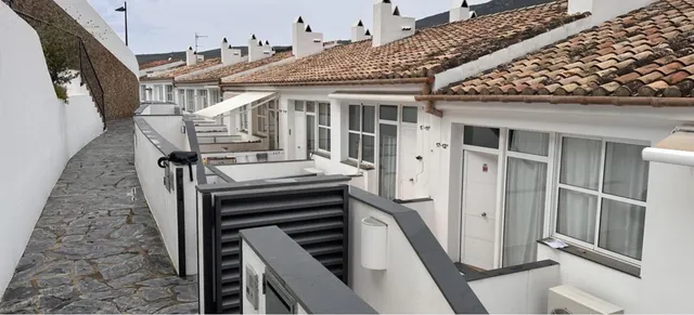 DUPLEX CON PARKING EN CADAQUÉS — 16