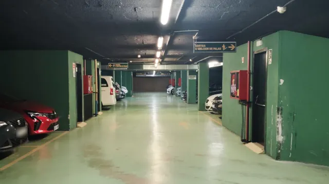 Parking 10m² en alquiler - Barcelona — 7