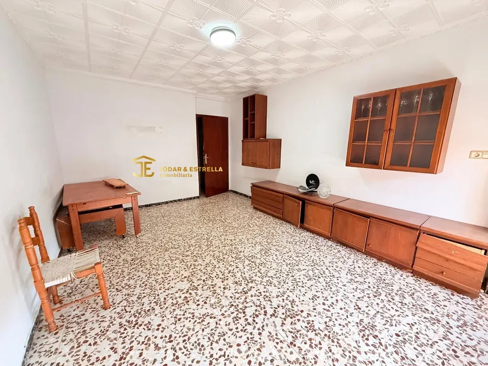 PISO DE CUATRO habitaciones EN SAN JOSE