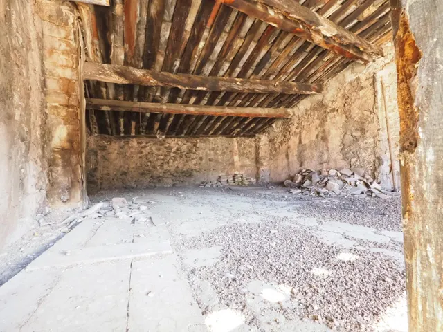SE VENDE CASA ADOSADA EN LA POBLA DE L'ILLET - foto 3