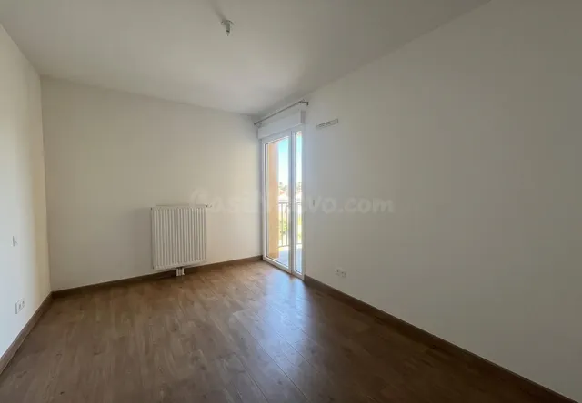 Piso 4 habitaciones 95m² en venta - Comillas — 3