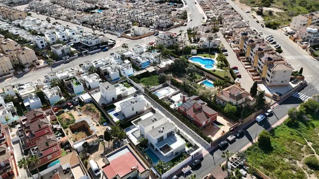 Parcela en venta - Lomas de Cabo Roig - foto 2