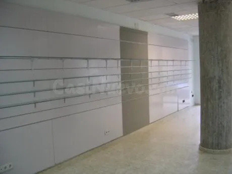 Local comercial 110m² en alquiler - Sevilla - foto 2